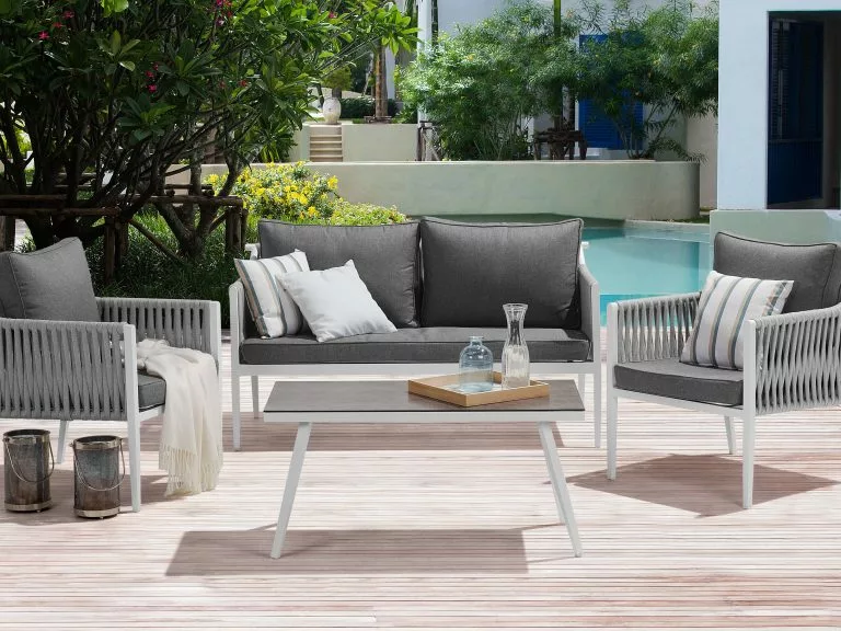 Beliani Zestaw Ogrodowy 4-osobowy Szary LATINA - obrazek 2