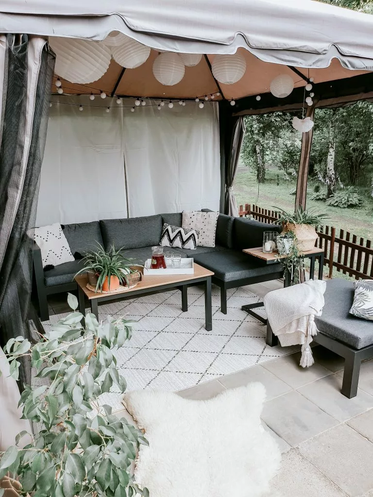 Beliani Zestaw Ogrodowy 5-osobowy Czarno-szary MESSINA - obrazek 8