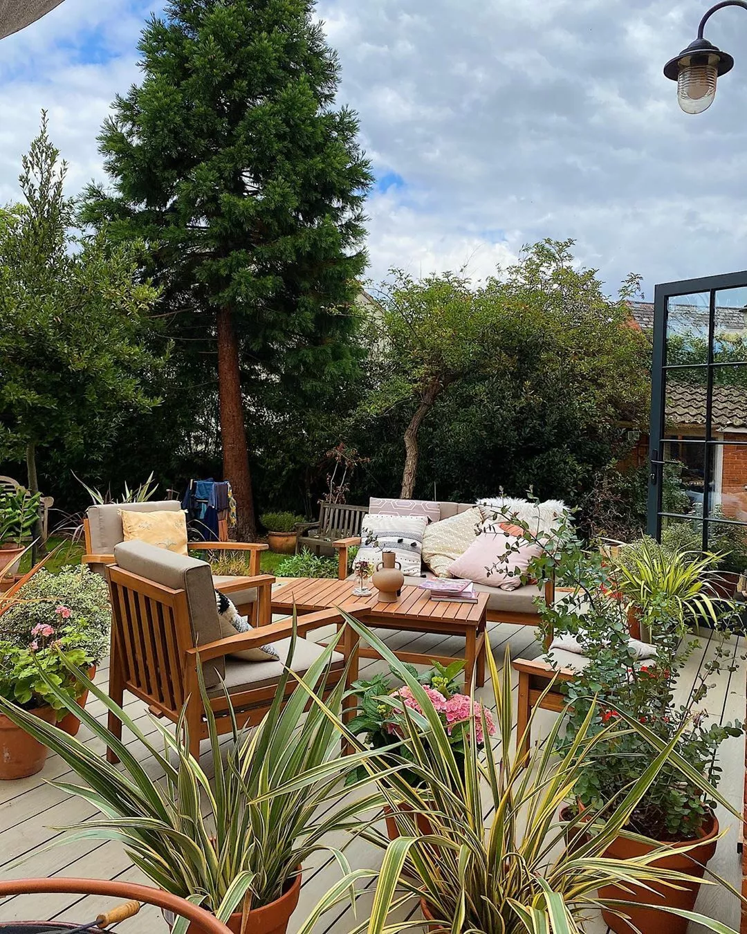 Beliani Zestaw Ogrodowy Drewniany 4-osobowy Szary MANILA - obrazek 3