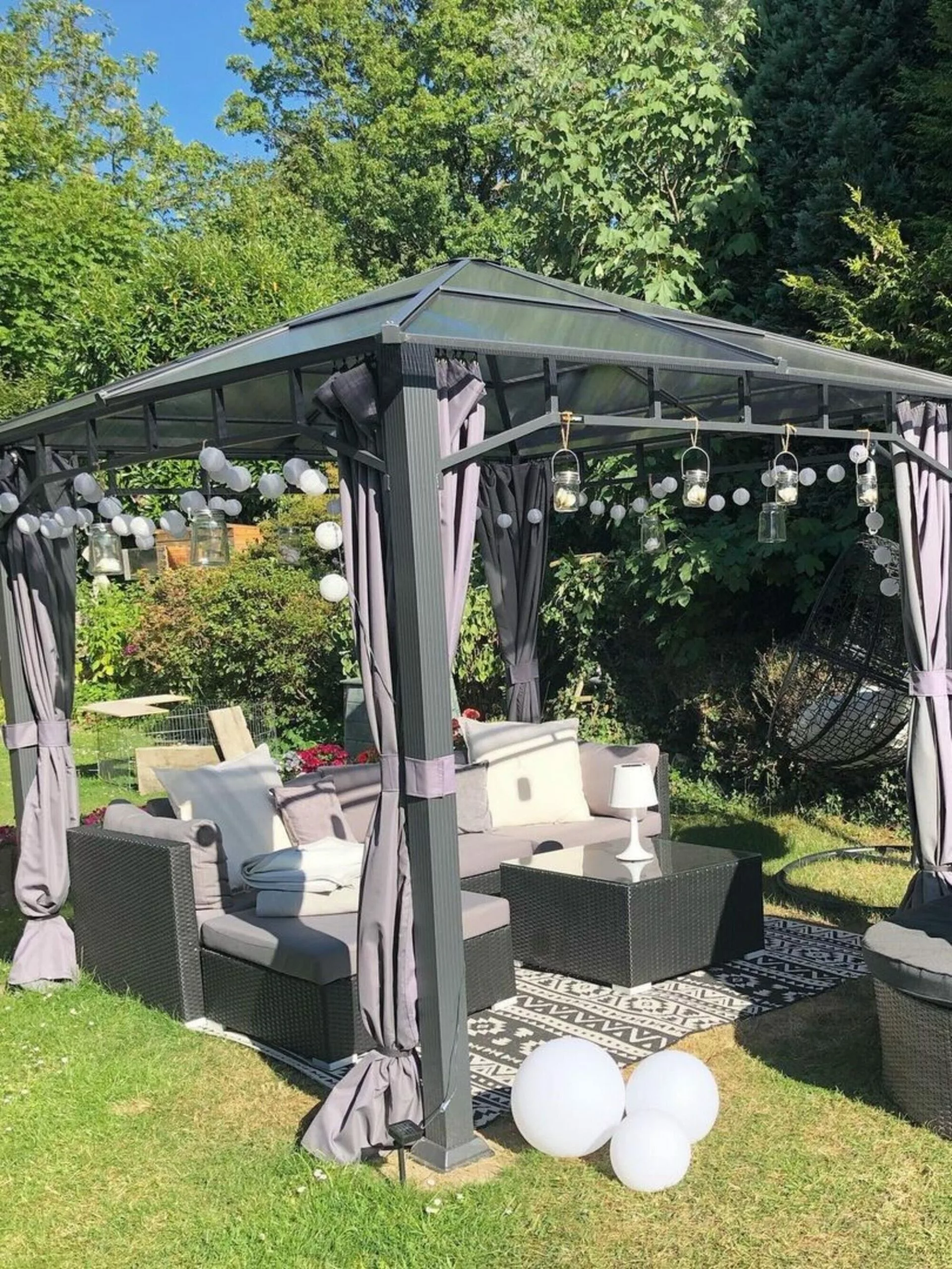 Beliani Zestaw Ogrodowy Z Technorattanu 4-osobowy Lewostronny Czarny SANO II - obrazek 4