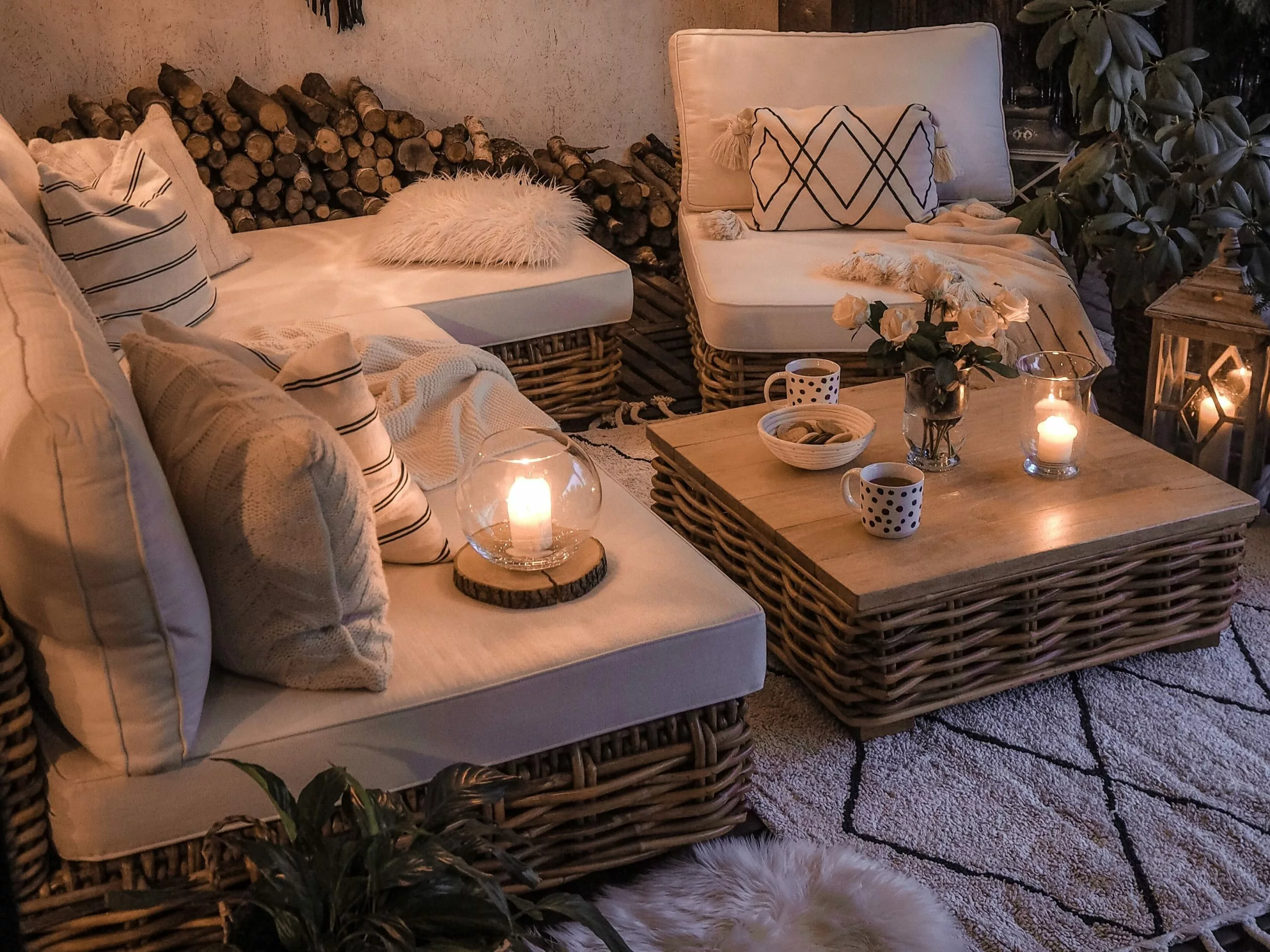 Beliani Zestaw Ogrodowy Rattanowy 4-osobowy Lewostronny Naturalny VARALLO - obrazek 3