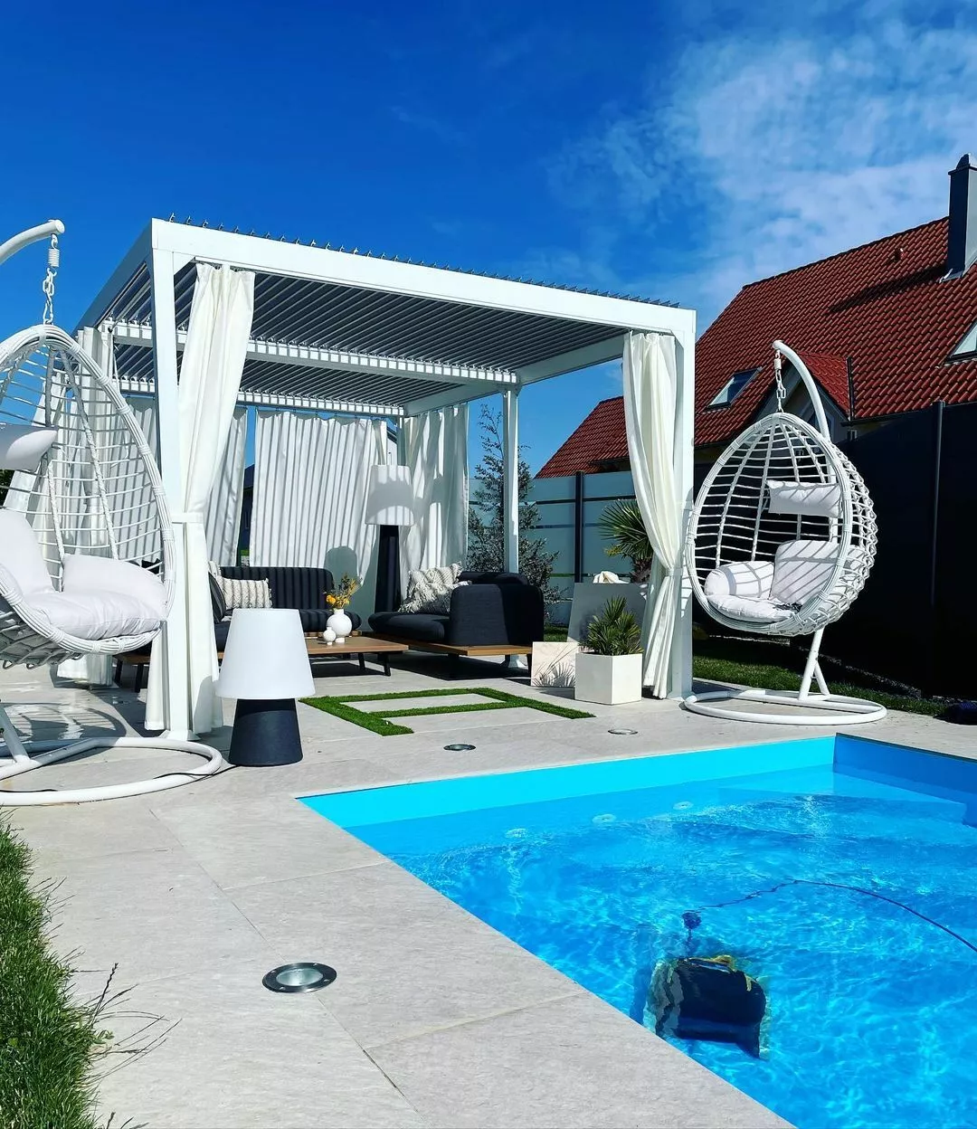 Beliani Fotel Wiszący Ze Stojakiem Z Technorattanu Biały FANO - obrazek 10