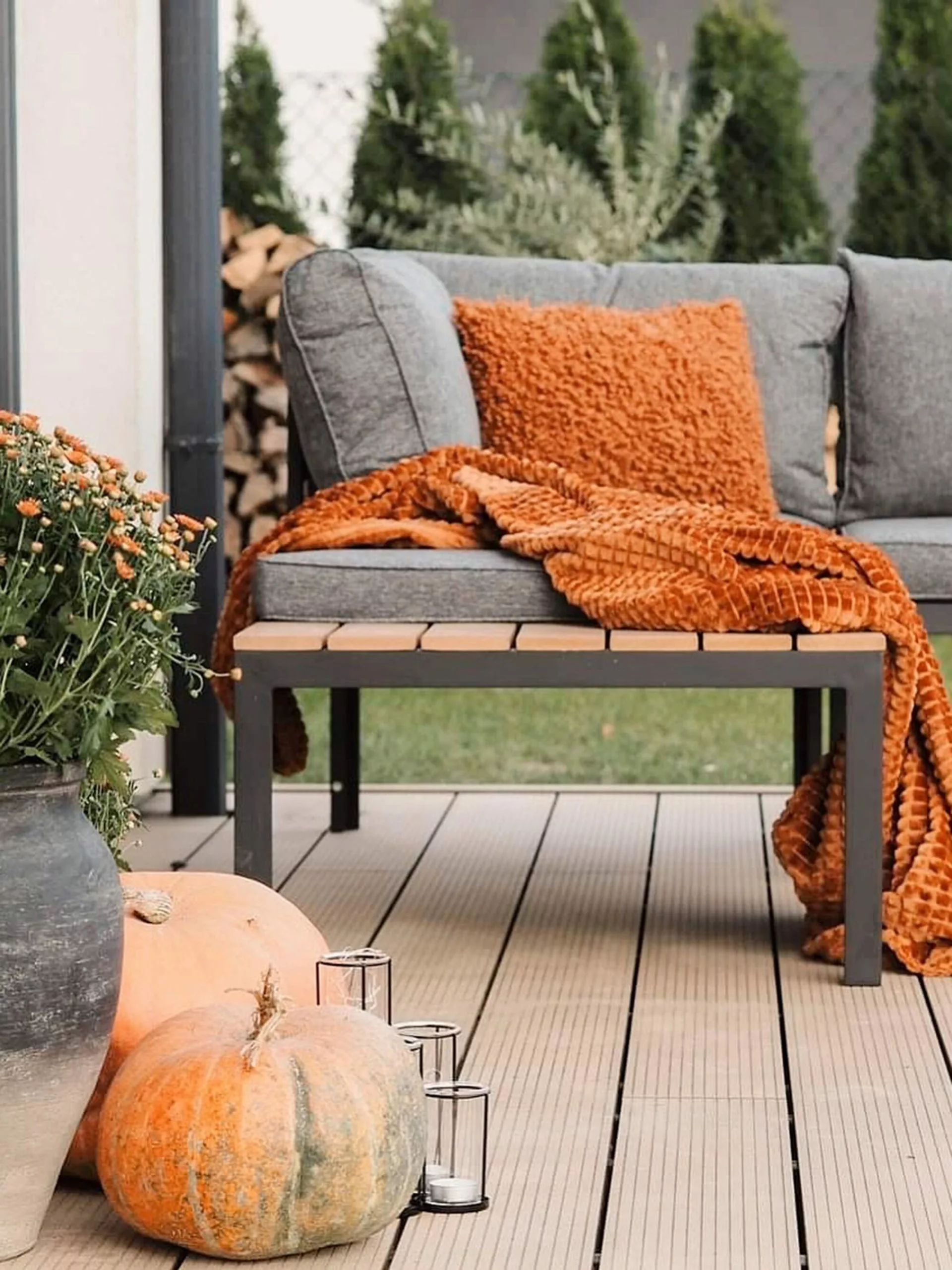 Beliani Zestaw Ogrodowy 4-osobowy Szary Z Jasnym Drewnem PIENZA - obrazek 4