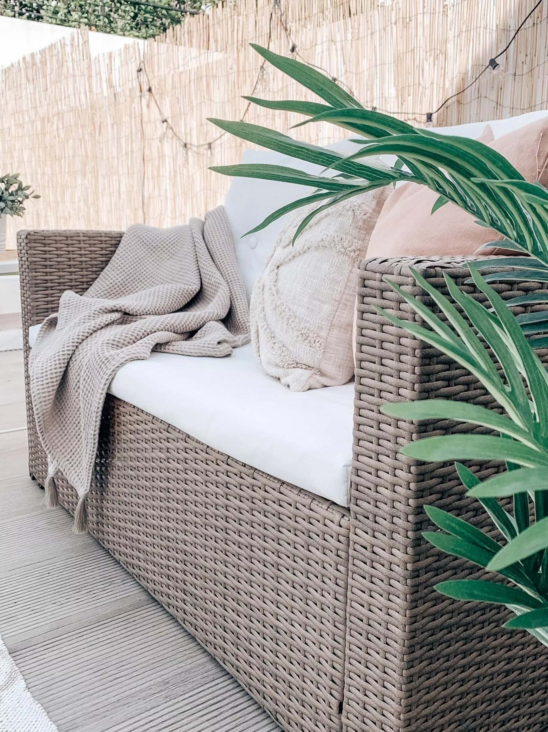 Beliani Zestaw Ogrodowy Z Technorattanu 4-osobowy Jasnobrązowy LUCA - obrazek 5