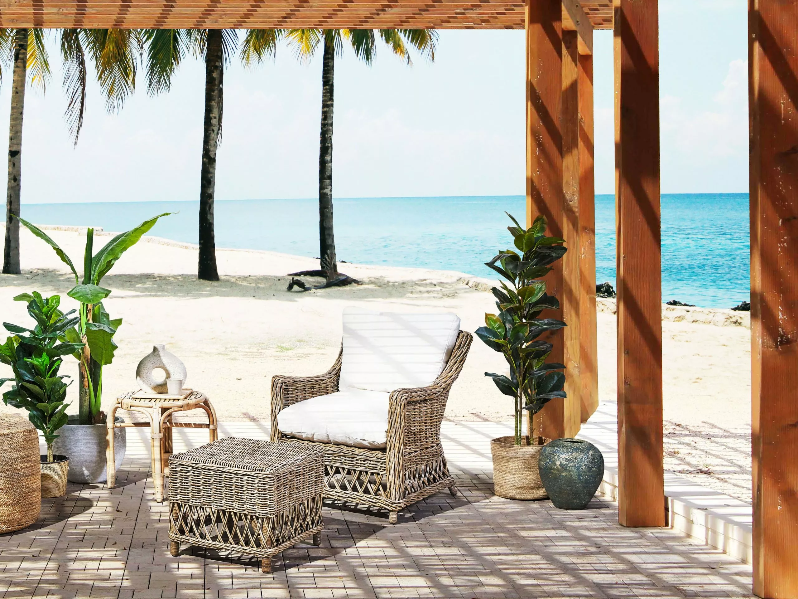 Beliani Fotel Ogrodowy Rattanowy Z Podnóżkiem Naturalny RIBOLLA - obrazek 2