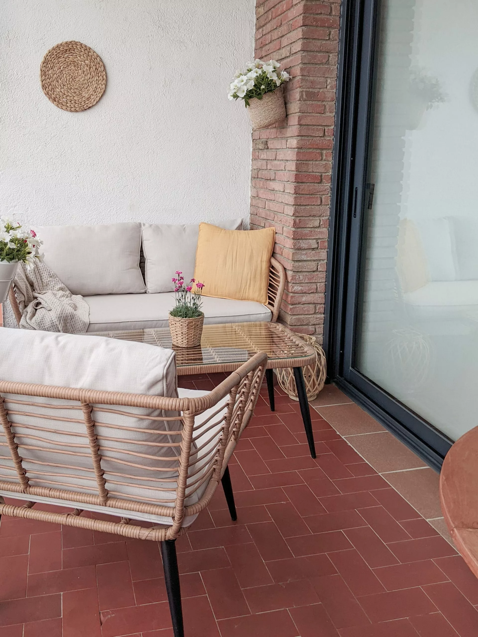 Beliani Zestaw Ogrodowy Z Technorattanu 4-osobowy Naturalny CORINTH II - obrazek 6