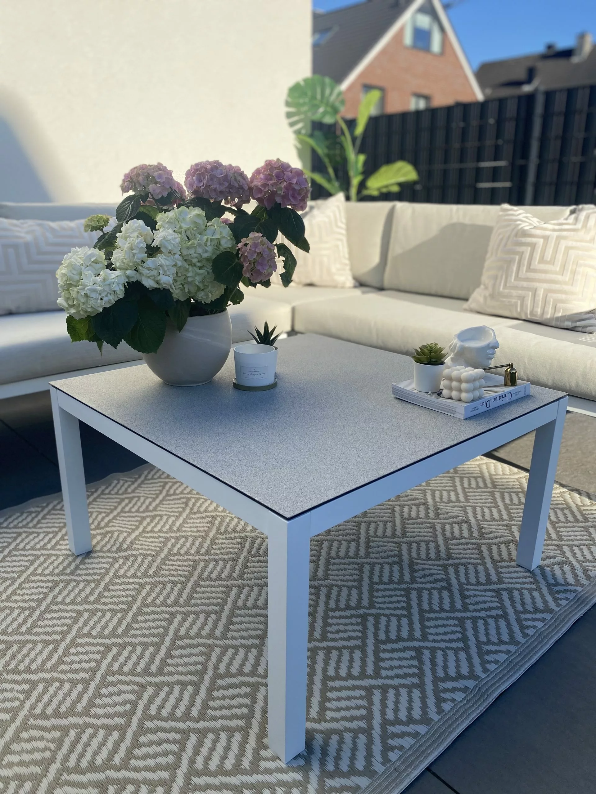 Beliani Zestaw Ogrodowy 4-osobowy Lewostronny Beżowy BORELLO - obrazek 6