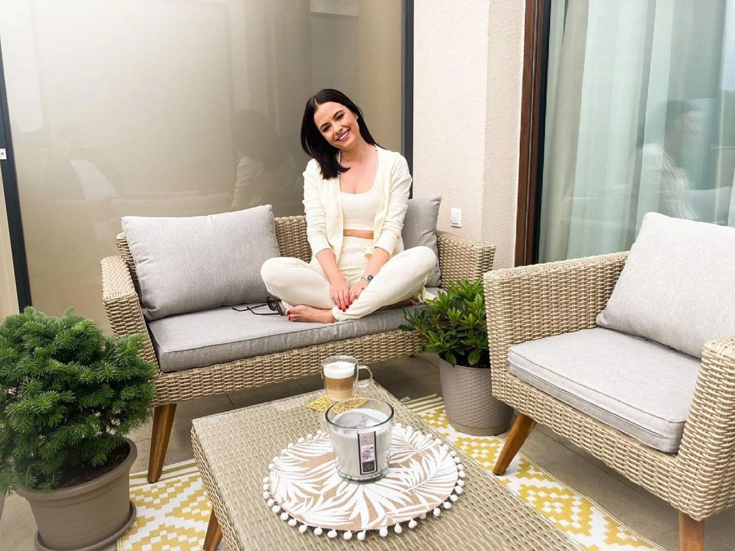 Beliani Zestaw Ogrodowy Z Technorattanu 4-osobowy Szary VITTORIA - obrazek 3